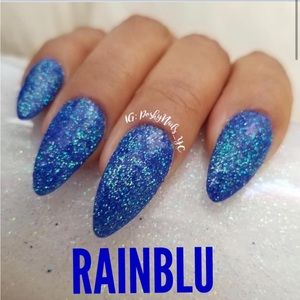 Sparkle & Co Nail Dip Powder Polish in Rainblu